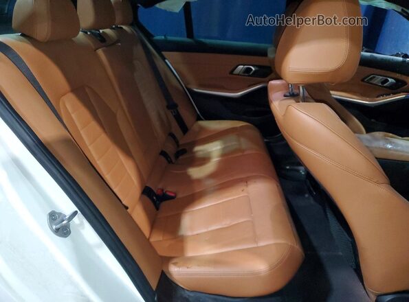 3MW5U9J05M8B62793 2021 BMW M3 Белый Вид задних сидений