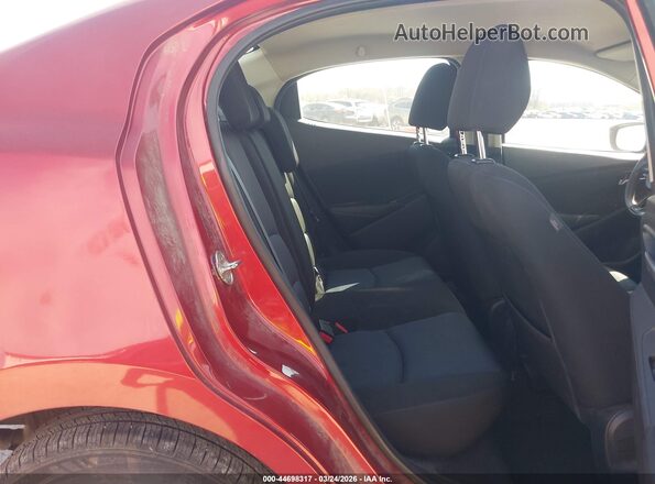 3MYDLBYV1KY509755 2019 TOYOTA YARIS Red Widok naklejki z numerem VIN
