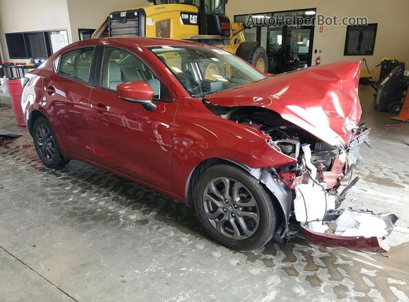 3MYDLBYV1LY700514 2020 TOYOTA YARIS Красный Передняя правая четверть
