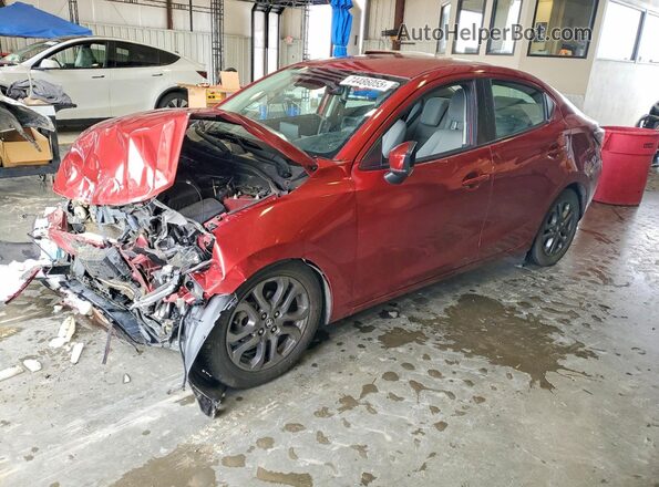 3MYDLBYV1LY700514 2020 TOYOTA YARIS Красный Передняя левая четверть