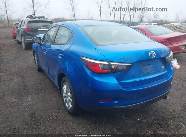 3MYDLBYV2JY325018 2018 TOYOTA YARIS IA Синий Задняя левая четверть