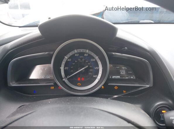 3MYDLBYV2JY325018 2018 TOYOTA YARIS IA Синий Вид задних сидений