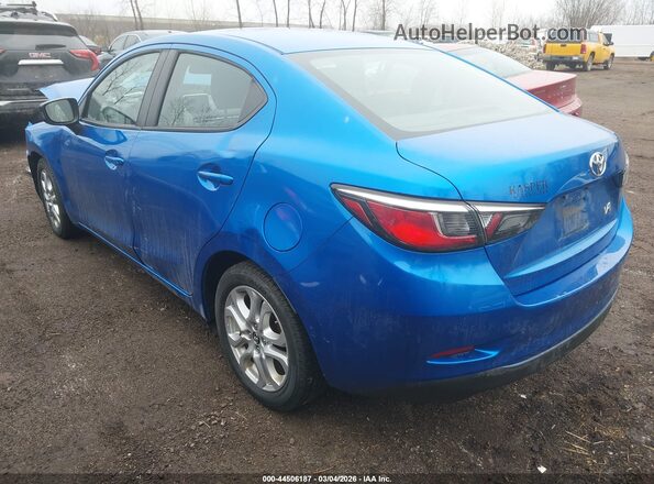 3MYDLBYV2JY325018 2018 TOYOTA YARIS IA Синий Панорамный вид салона 360°