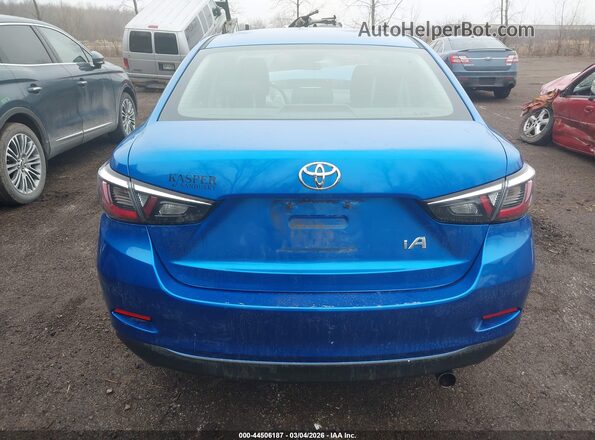 3MYDLBYV2JY325018 2018 TOYOTA YARIS IA Синий 