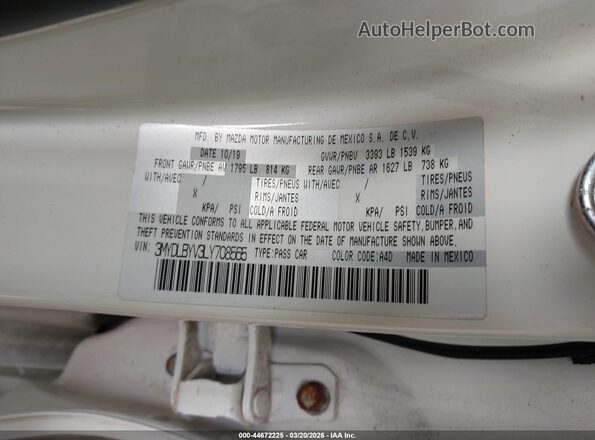 3MYDLBYV3LY708565 2020 TOYOTA LE Белый Вид подкапотного пространства