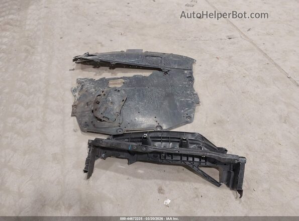 3MYDLBYV3LY708565 2020 TOYOTA LE Белый Вид щитка приборов