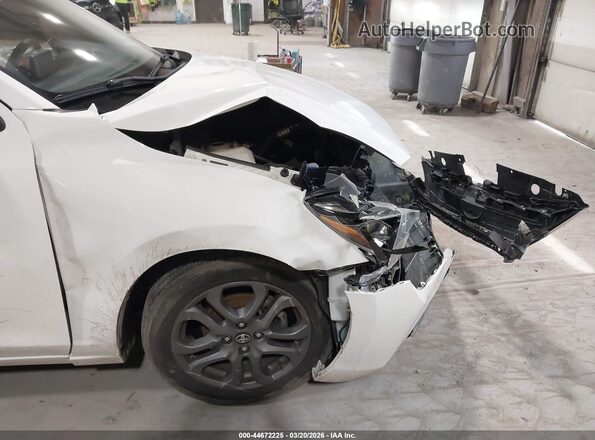 3MYDLBYV3LY708565 2020 TOYOTA LE Белый 