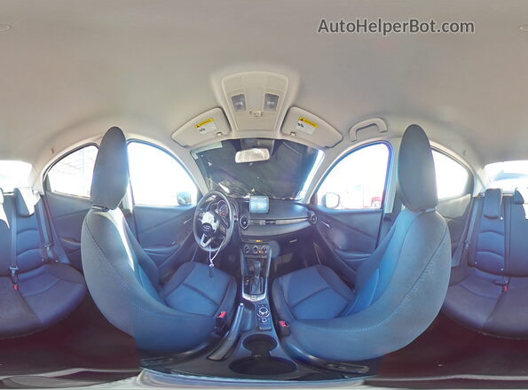 3MYDLBYV4LY704685 2020 TOYOTA YARIS Серый Вид наклейки с VIN-кодом