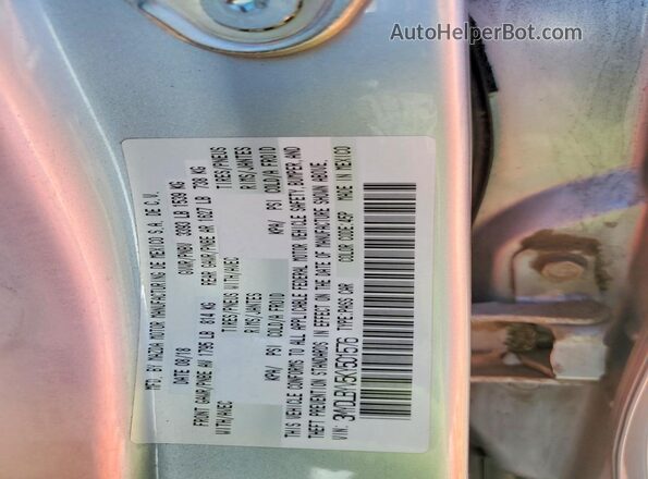 3MYDLBYV5KY501576 2019 TOYOTA YARIS Silver Widok komory silnika