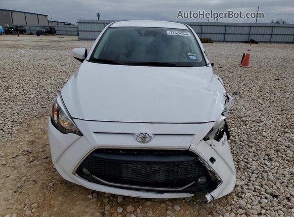 3MYDLBYV5LY715453 2020 TOYOTA YARIS Белый Вид спереди