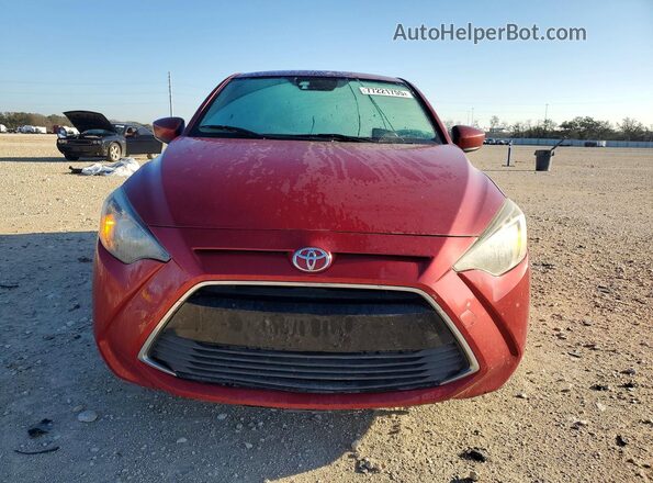 3MYDLBYV7HY161629 2017 TOYOTA YARIS Red Vista frontal