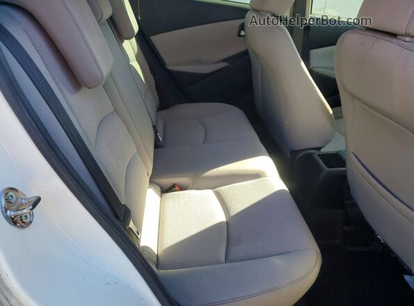 3MYDLBYV7LY708326 2020 TOYOTA YARIS Белый Вид задних сидений