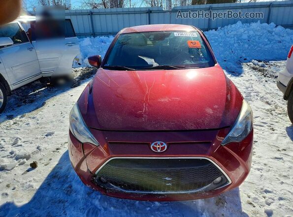 3MYDLBYV8KY527122 2019 TOYOTA YARIS Red Widok z przodu