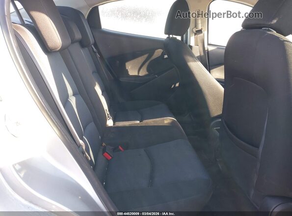 3MYDLBYV9KY516341 2019 TOYOTA YARIS Silver Vista de la etiqueta del VIN