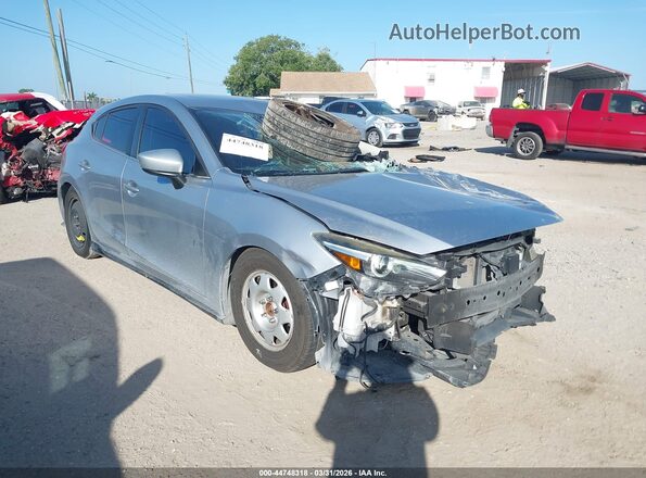 3MZBN1M31JM267731 2018 MAZDA 3 Серебряный Передняя правая четверть