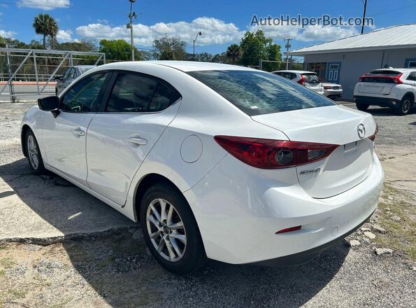 3MZBN1U76JM174755 2018 MAZDA 3 Белый Задняя правая четверть