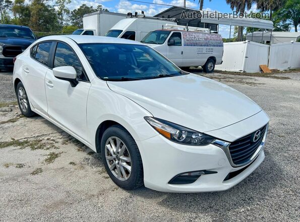 3MZBN1U76JM174755 2018 MAZDA 3 Белый Передняя левая четверть