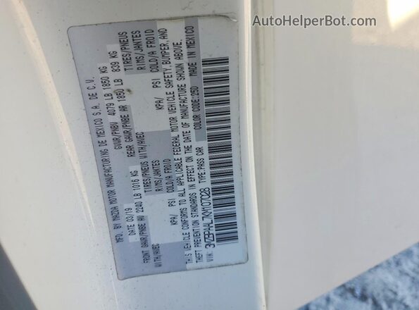 3MZBPAAL7KM107028 2019 MAZDA 3 Белый Вид подкапотного пространства