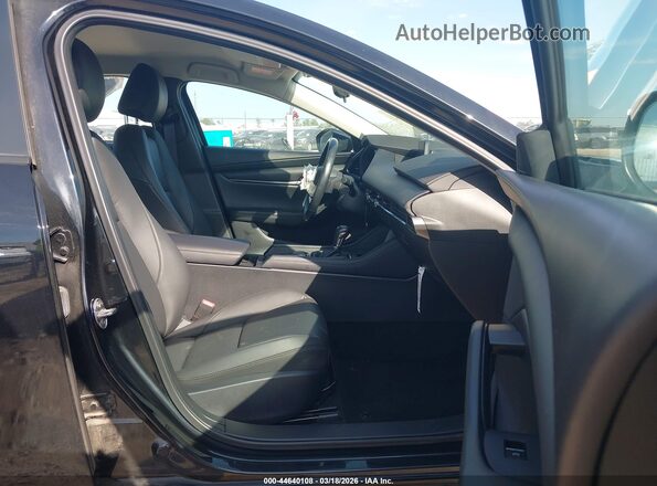 3MZBPABM1PM356665 2023 MAZDA 3 Черный Вид салона спереди