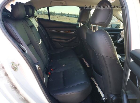3MZBPABM2PM381476 2023 MAZDA 3 Белый Вид задних сидений