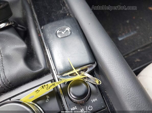 3MZBPADL4KM106947 2019 MAZDA 3 Dark Blue Widok deski rozdzielczej