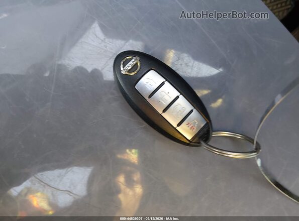 3N1AB7AP7HY368098 2017 NISSAN SENTRA Серый Вид панели приборов