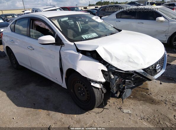 3N1AB7APXJY328443 2018 NISSAN SENTRA Белый Передняя правая четверть