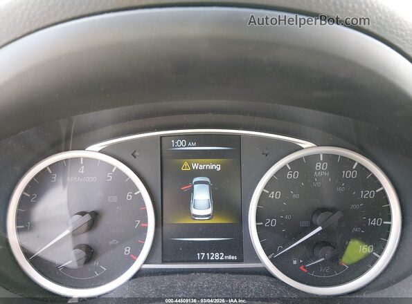 3N1AB7APXJY328443 2018 NISSAN SENTRA Белый Вид задних сидений