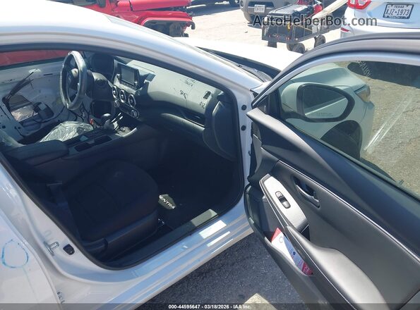 3N1AB8BV9SY211831 2025 NISSAN SENTRA White Widok wnętrza z przodu