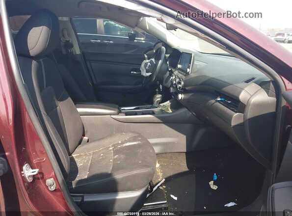 3N1AB8CV2NY222544 2022 NISSAN SENTRA Красный Вид салона спереди