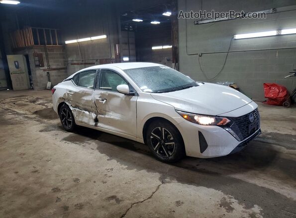 3N1AB8CV4RY365582 2024 NISSAN SENTRA White Delantero derecho