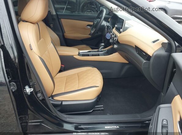 3N1AB8CV6RY263331 2024 NISSAN SENTRA Черный Вид салона спереди