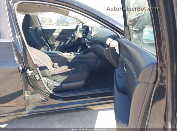3N1AB8CV7RY346296 2024 NISSAN SENTRA Черный Вид салона спереди