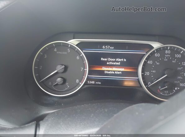3N1AB8CV9SY416581 2025 NISSAN SENTRA Red Widok tylnych siedzeń