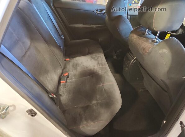 3N1CB7AP1HY261024 2017 NISSAN SENTRA White Widok tylnych siedzeń