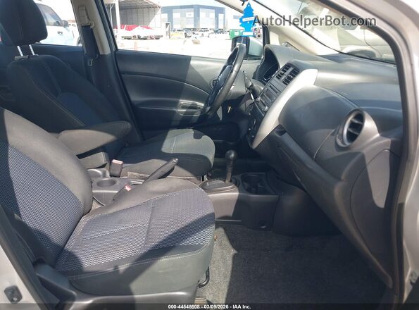 3N1CE2CP2GL385239 2016 NISSAN VERSA NOTE Silver წინა სალონის ხედი