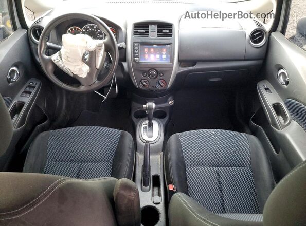 3N1CE2CP5KL358352 2019 NISSAN VERSA Silver Widok deski rozdzielczej