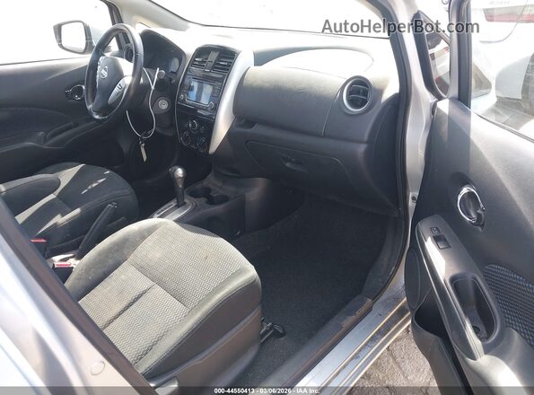3N1CE2CP7GL358361 2016 NISSAN VERSA NOTE Silver Vista interior delantera