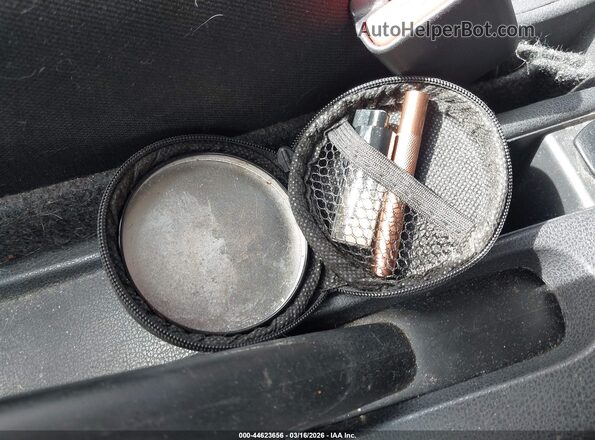 3N1CE2CP8HL370472 2017 NISSAN VERSA NOTE Белый Вид щитка приборов