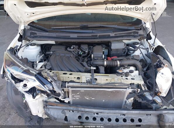 3N1CE2CP8HL377390 2017 NISSAN VERSA NOTE Белый Вид сзади