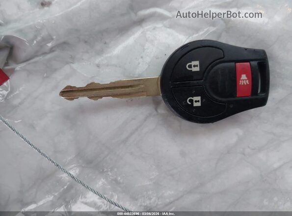 3N1CE2CP8KL363609 2019 NISSAN VERSA NOTE Silver Widok deski rozdzielczej