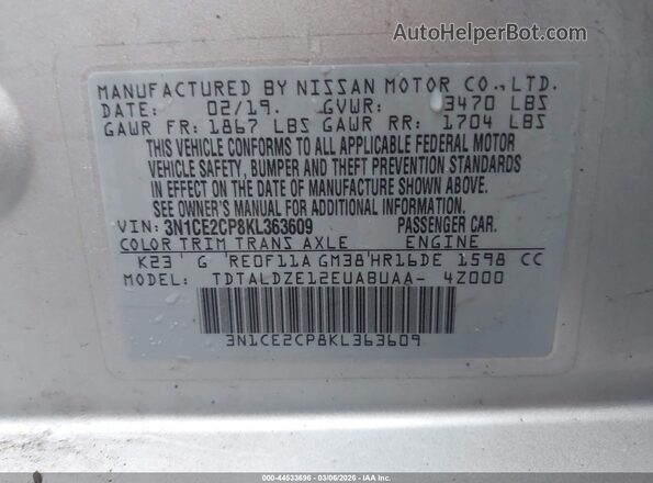 3N1CE2CP8KL363609 2019 NISSAN VERSA NOTE Silver Widok komory silnika