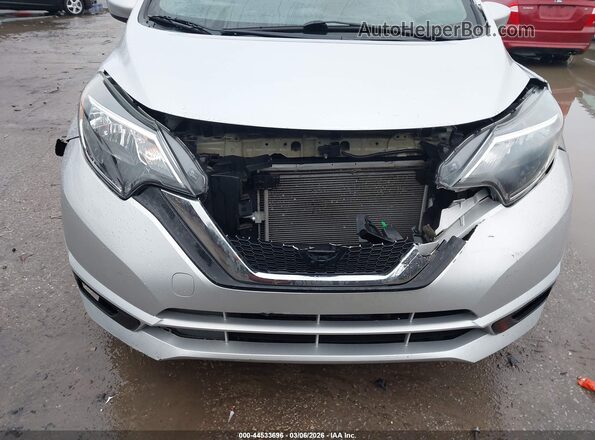 3N1CE2CP8KL363609 2019 NISSAN VERSA NOTE Silver Widok z przodu