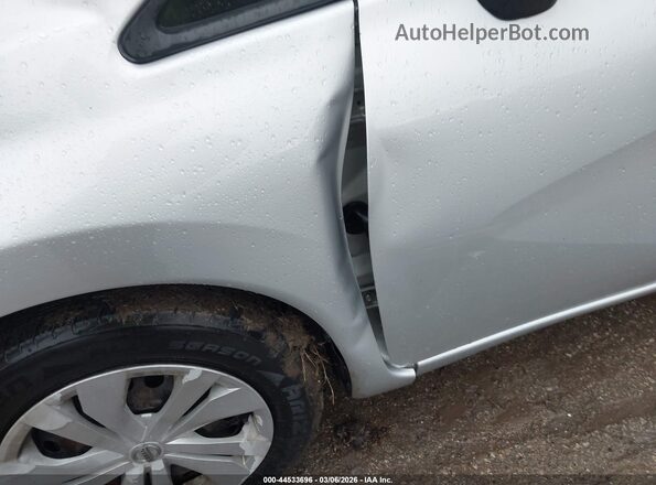 3N1CE2CP8KL363609 2019 NISSAN VERSA NOTE Silver 