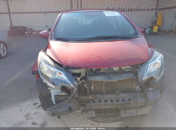3N1CE2CPXHL359974 2017 NISSAN VERSA NOTE Red Rear interior view