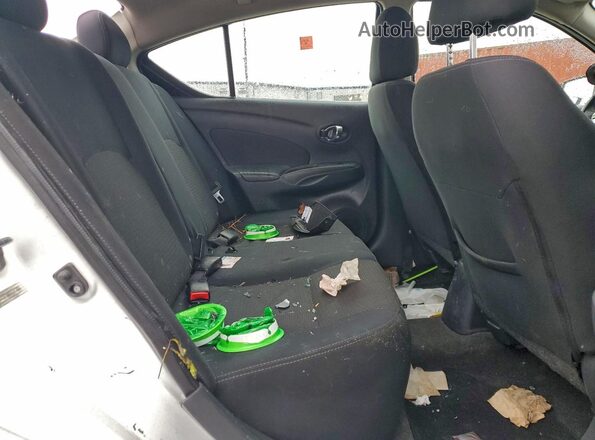3N1CN7AP2GL817859 2016 NISSAN VERSA White Rear seats view