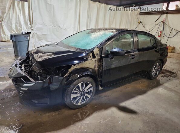 3N1CN8DV6PL817833 2023 NISSAN VERSA Черный Передняя левая четверть