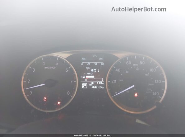 3N1CN8DV9LL835902 2020 NISSAN VERSA Серебряный Вид задних сидений