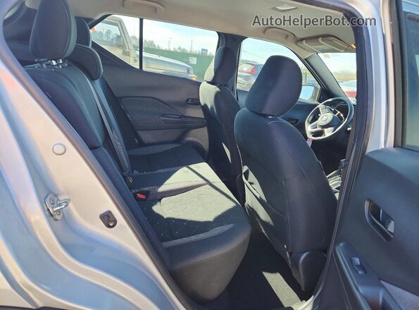3N1CP5BV1LL485645 2020 NISSAN KICKS Серебряный Вид задних сидений