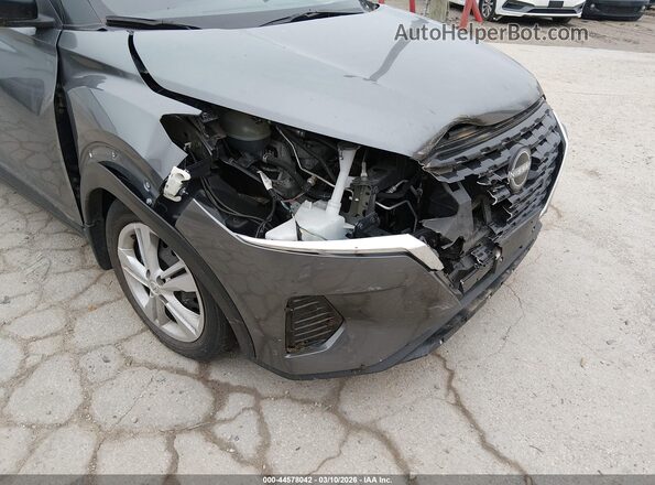 3N1CP5BV1PL556302 2023 NISSAN KICKS Gray Widok z przodu